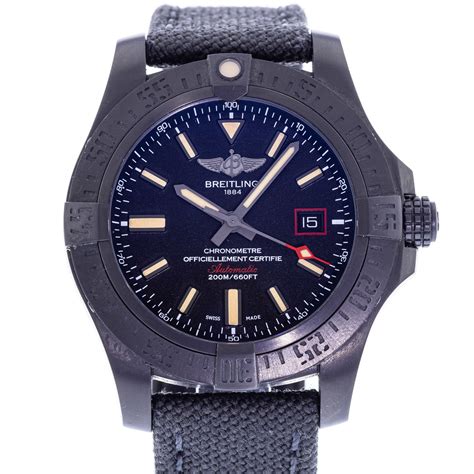 Breitling Avenger Blackbird 44 V17311 .